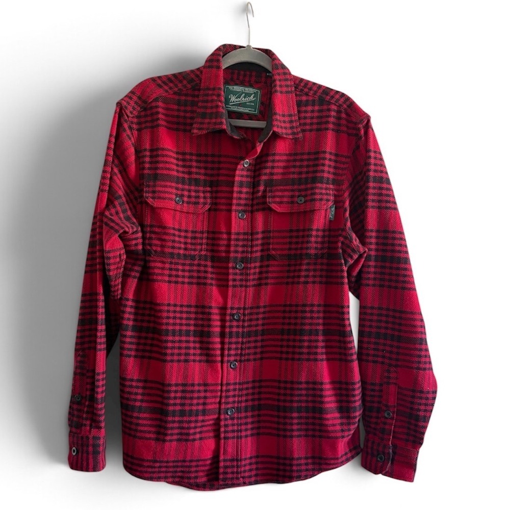 Woolrich Mens Red Black Plaid Flannel Shirt Jacket Side Pockets Medium Canin